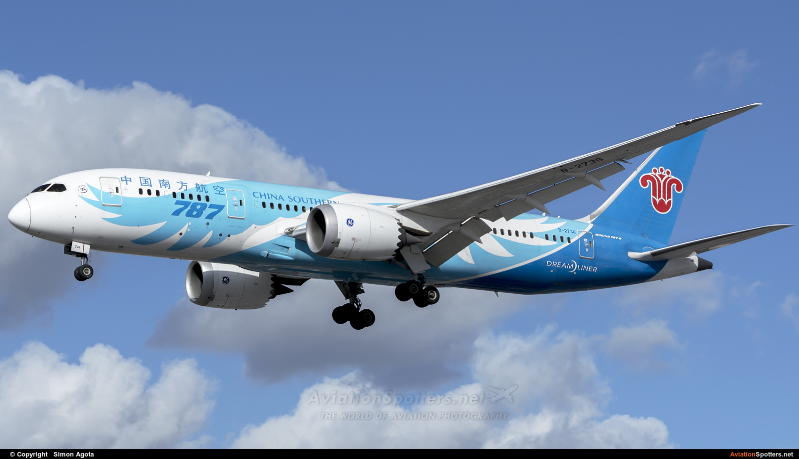China Southern Airlines  -  787-8 Dreamliner  (B-2736) By Simon Agota (goti80)