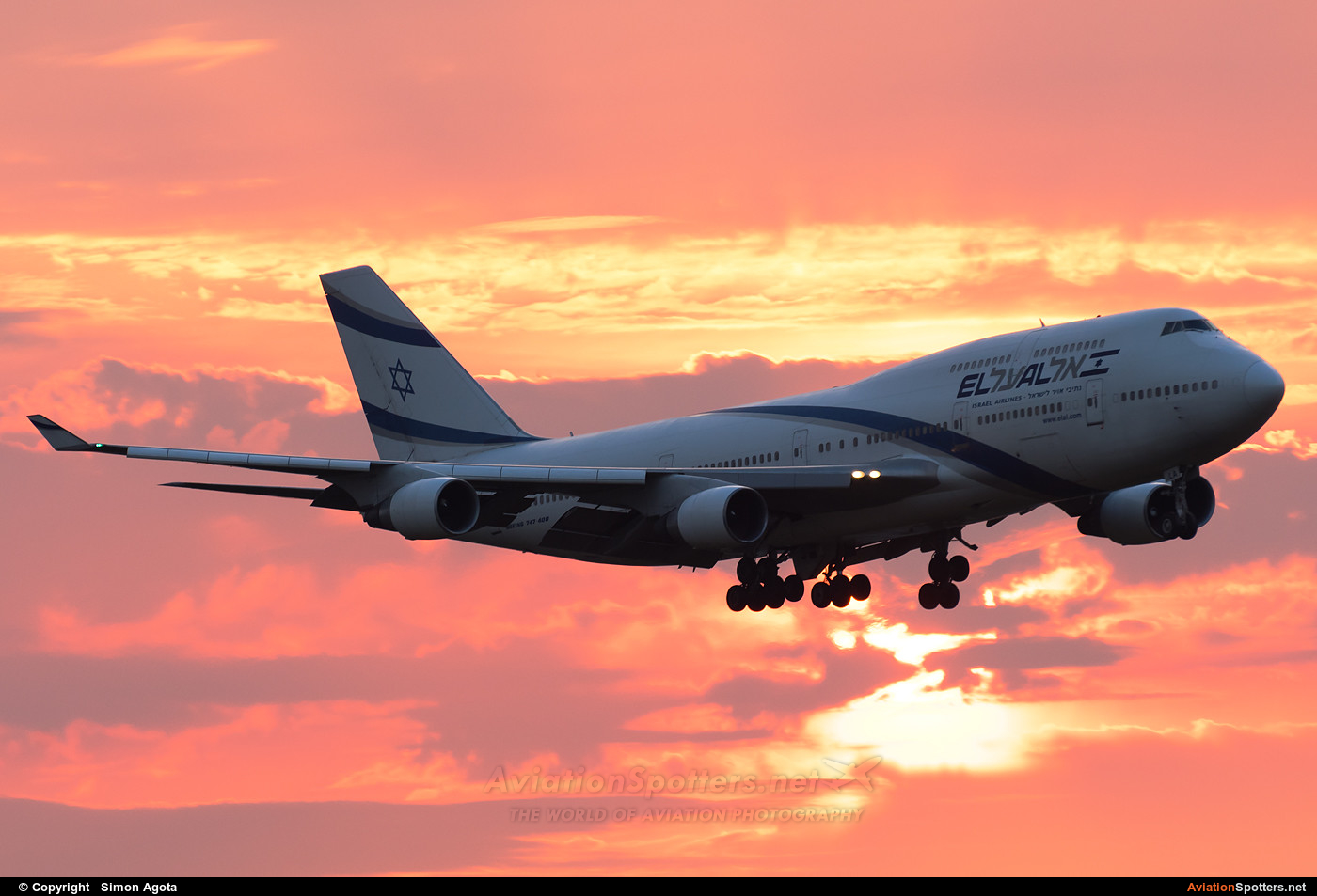 El Al Israel Airlines  -  747-400  (4X-ELA) By Simon Agota (goti80)