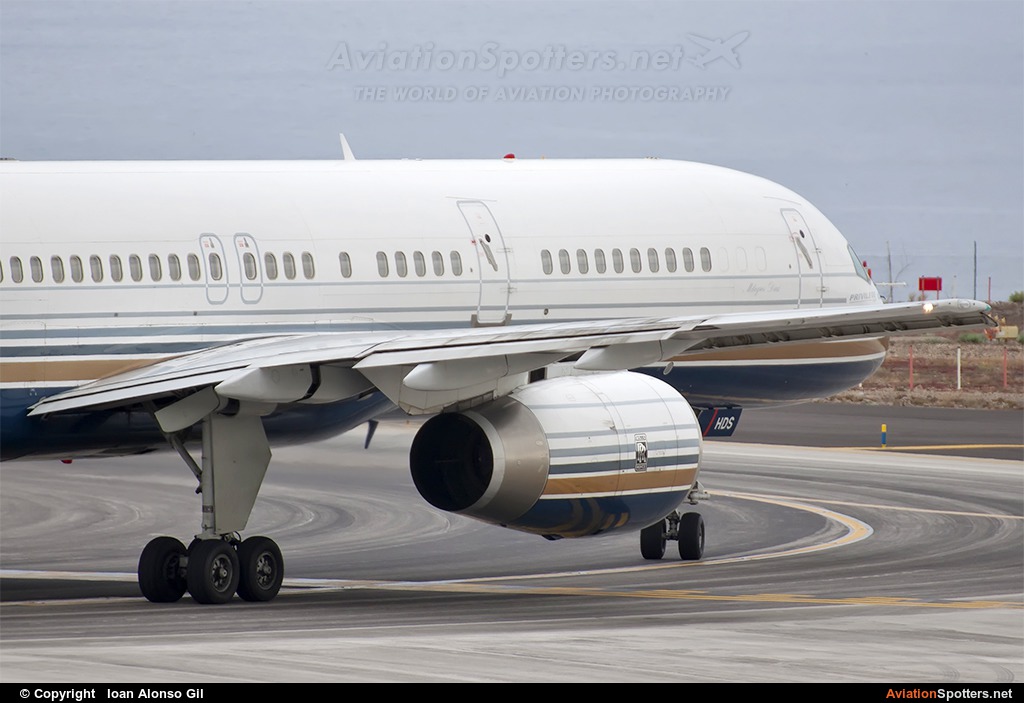 Privilege Style  -  757-200  (EC-HDS) By Ioan Alonso Gil (Ioan Alonso)
