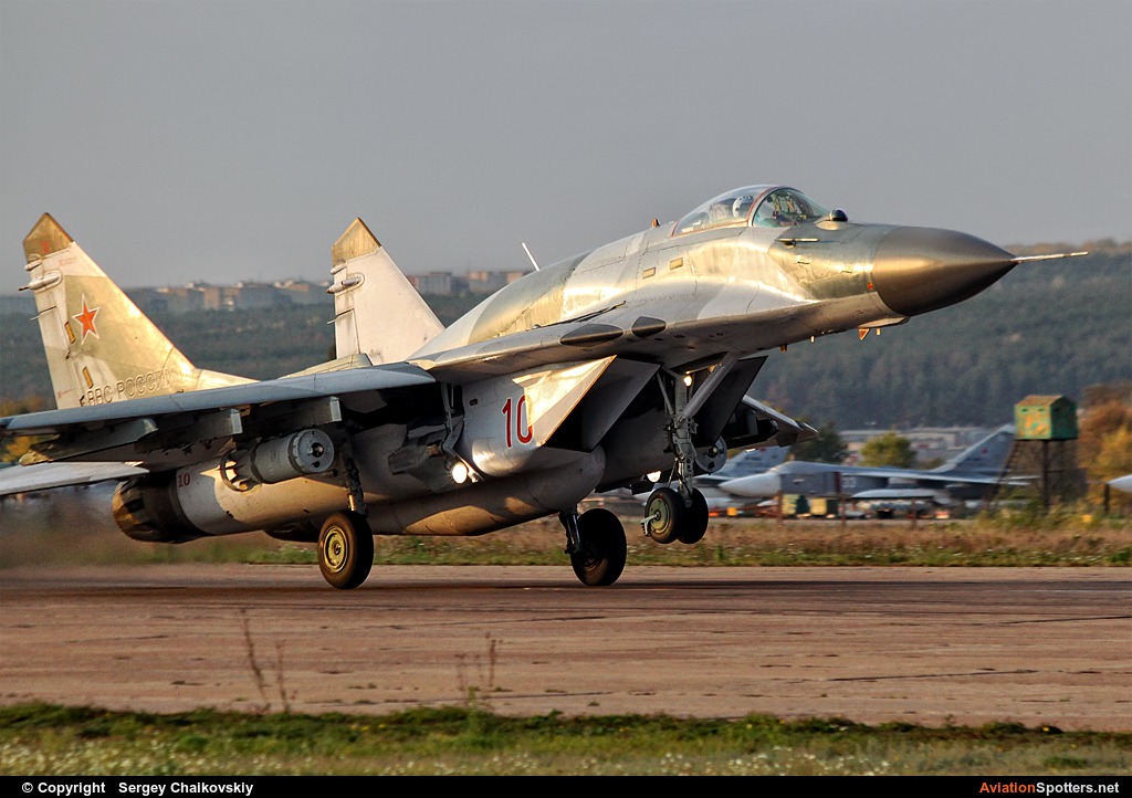 Russia - Air Force  -  MiG-29SMT  (10 RED) By Sergey Chaikovskiy (SergeyL)