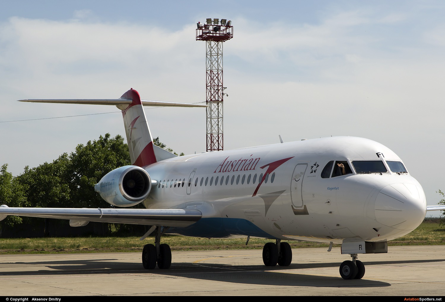 Austrian Airlines  -  70  (OE-LFI) By Aksenov Dmitry (Adimka)