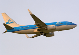 Boeing - 737-700 (PH-BGR) - allex