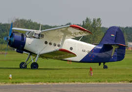 Antonov - An-2 (HA-MEK) - allex
