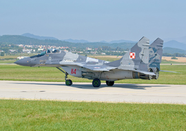 Mikoyan-Gurevich - MiG-29A (114) - allex