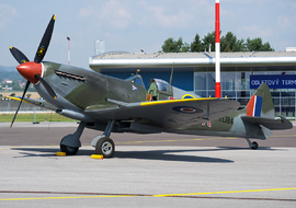 Supermarine - Spitfire LF.XVIe (TE184) - allex