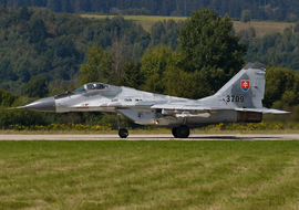 Mikoyan-Gurevich - MiG-29AS (3709) - allex