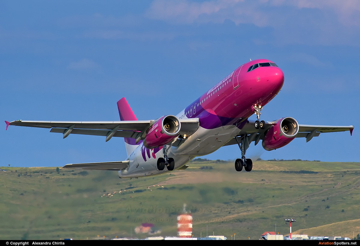 Wizz Air  -  A320  (HA-LWI) By Alexandru Chirila (allex)