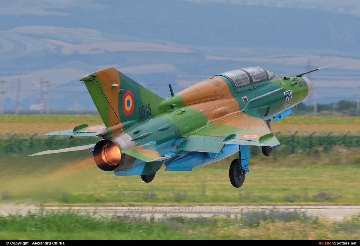 Romania - Air Force  -  MiG-21UM  (9516) By Alexandru Chirila (allex)