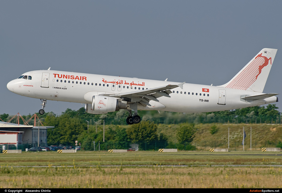 Tunisair  -  A320  (TS-IMI) By Alexandru Chirila (allex)