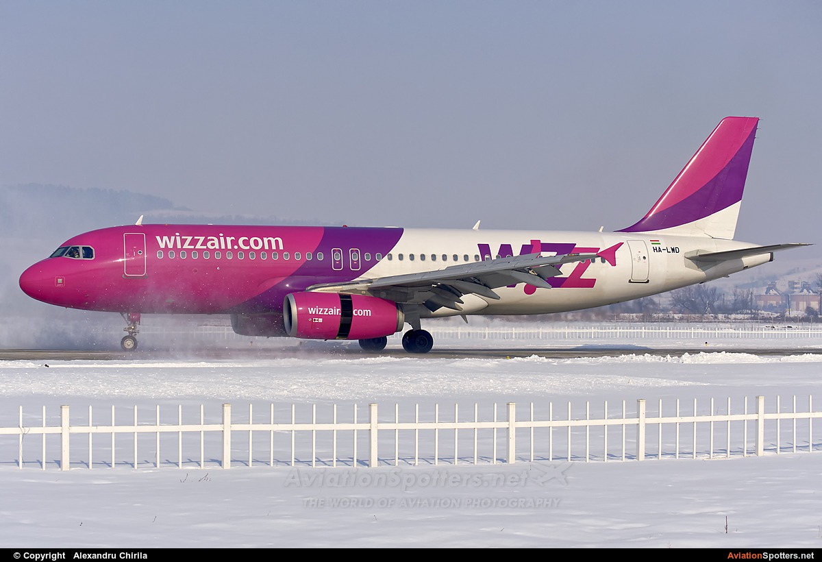 Wizz Air  -  A320  (HA-LWD) By Alexandru Chirila (allex)