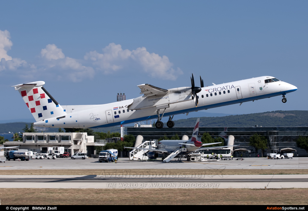 Croatia Airlines  -  DHC-8-402Q Dash 8  (9A-CQD) By Bikfalvi Zsolt (Floyd)