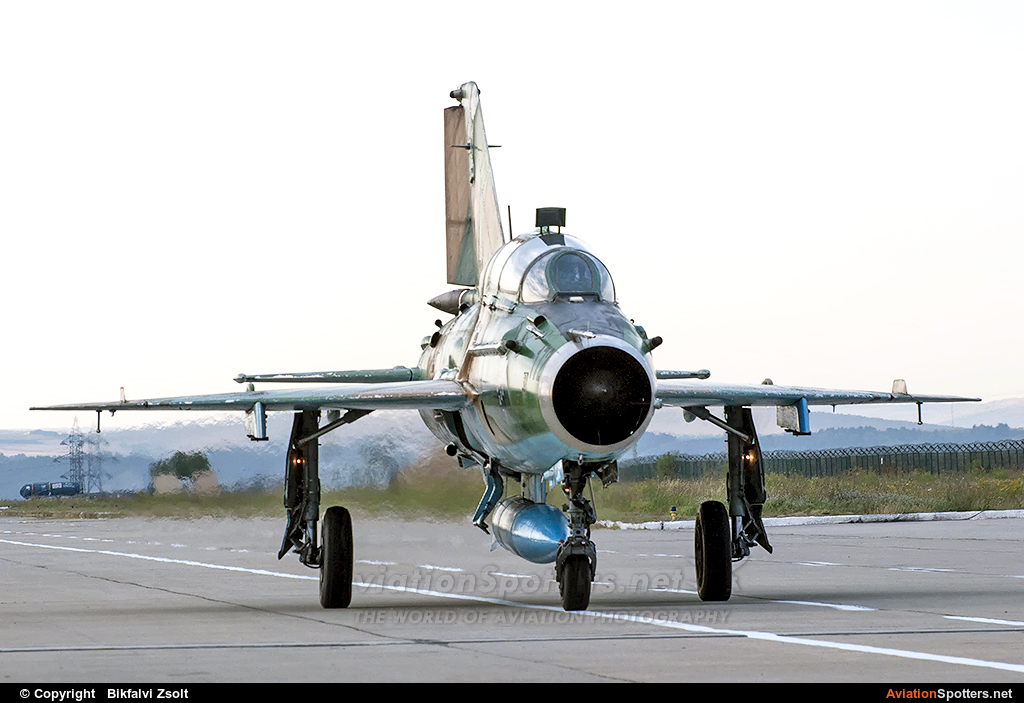 Romania - Air Force  -  MiG-21UM  (172) By Bikfalvi Zsolt (Floyd)
