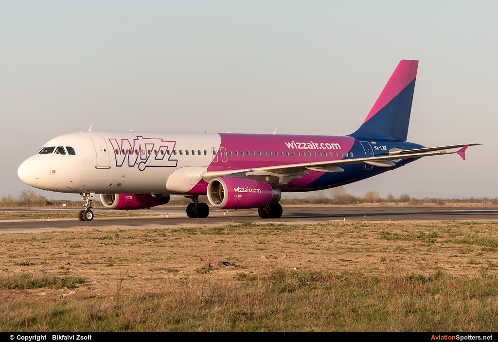 Wizz Air  -  A320-232  (HA-LWK) By Bikfalvi Zsolt (Floyd)
