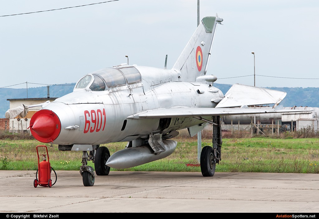 Romania - Air Force  -  MiG-21UM  (6901) By Bikfalvi Zsolt (Floyd)