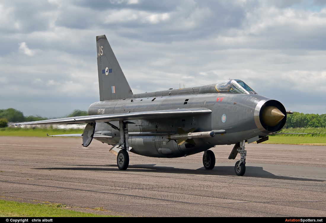 UK - Air Force  -  Lightning F.6  (XR728) By chris albutt (ctt2706)