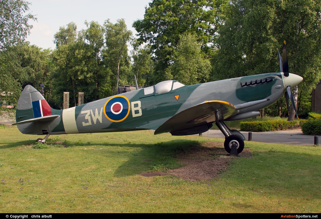 Netherlands - Air Force  -  Spitfire IX  (MJ143) By chris albutt (ctt2706)