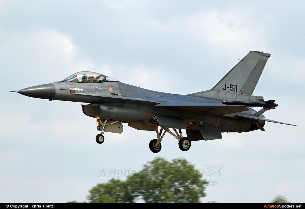 Netherlands - Air Force  -  F-16AM Fighting Falcon  (J-511) By chris albutt (ctt2706)