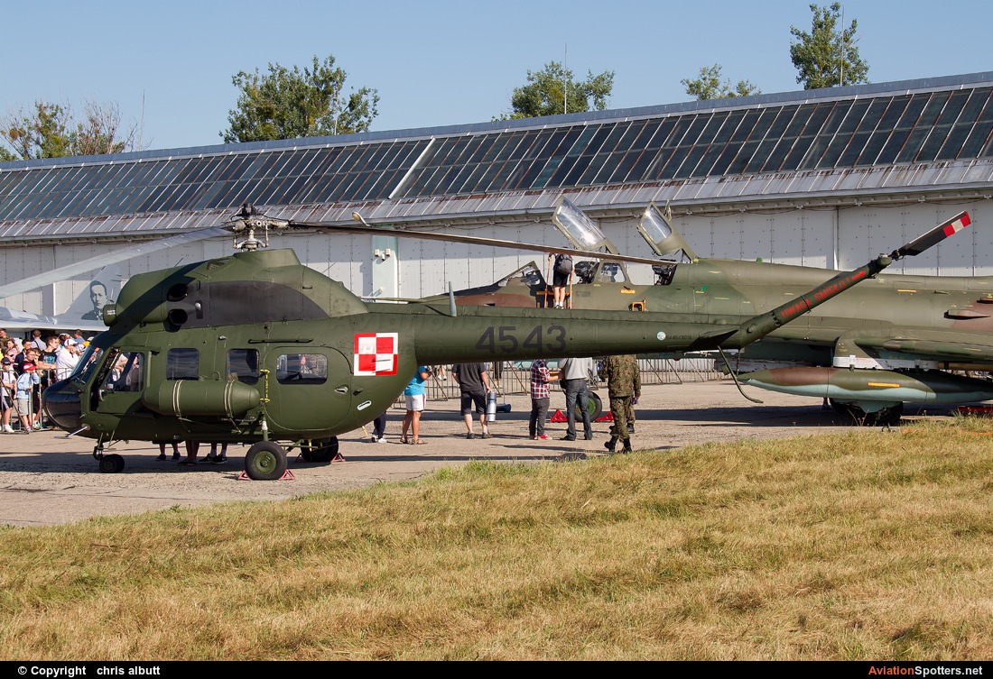 Poland - Air Force  -  Mi-2  (4543) By chris albutt (ctt2706)