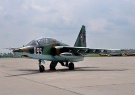 Sukhoi - Su-25UBK (095) - vargagyuri