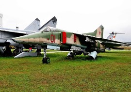 Mikoyan-Gurevich - MiG-27 (01) - vargagyuri