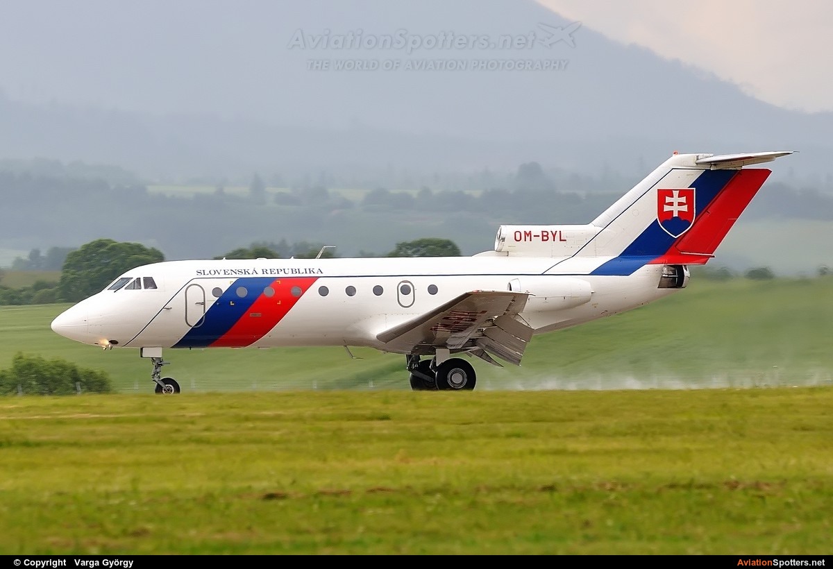 Slovakia - Government  -  Yak-40  (OM-BYL) By Varga György (vargagyuri)