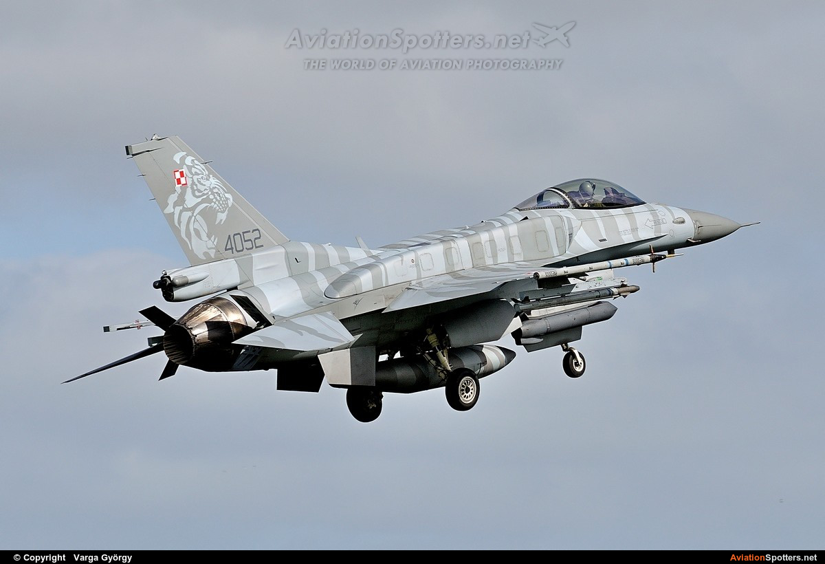 Poland - Air Force  -  F-16C Jastrząb  (4052) By Varga György (vargagyuri)