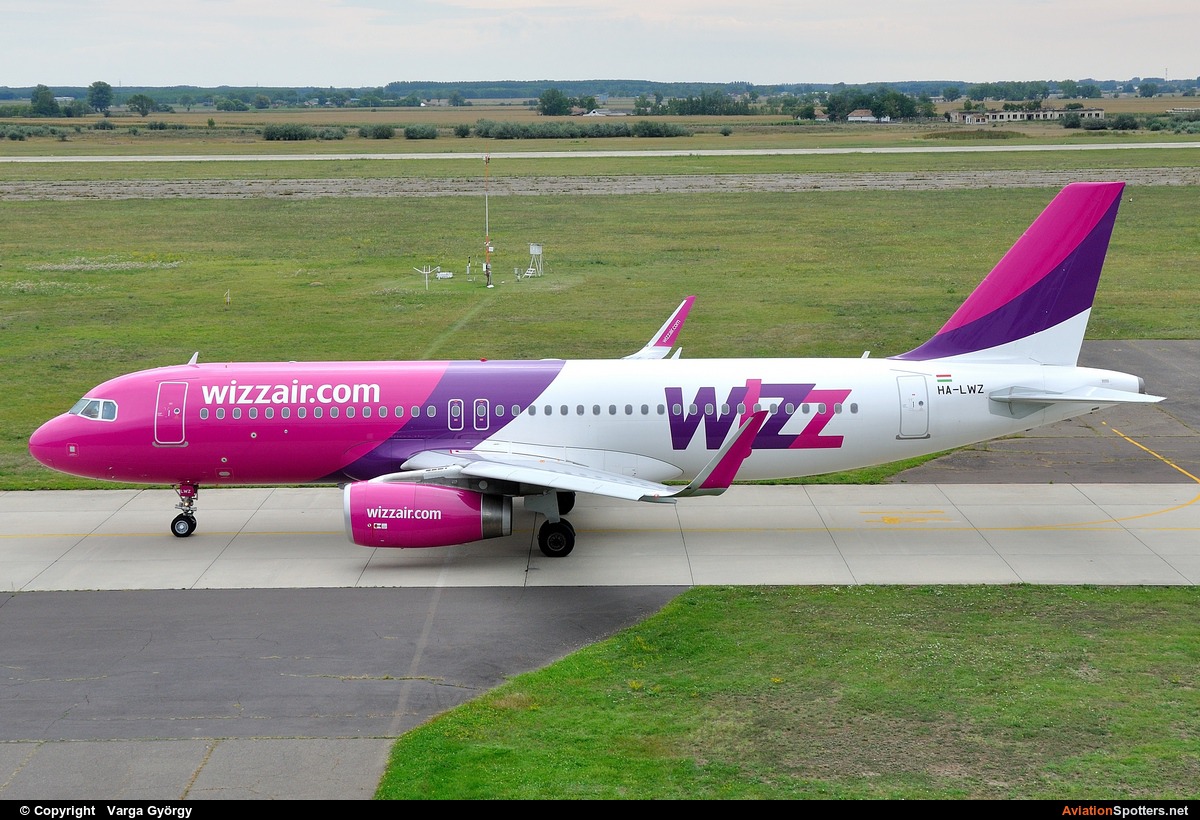 Wizz Air  -  A320-232  (HA-LWZ) By Varga György (vargagyuri)
