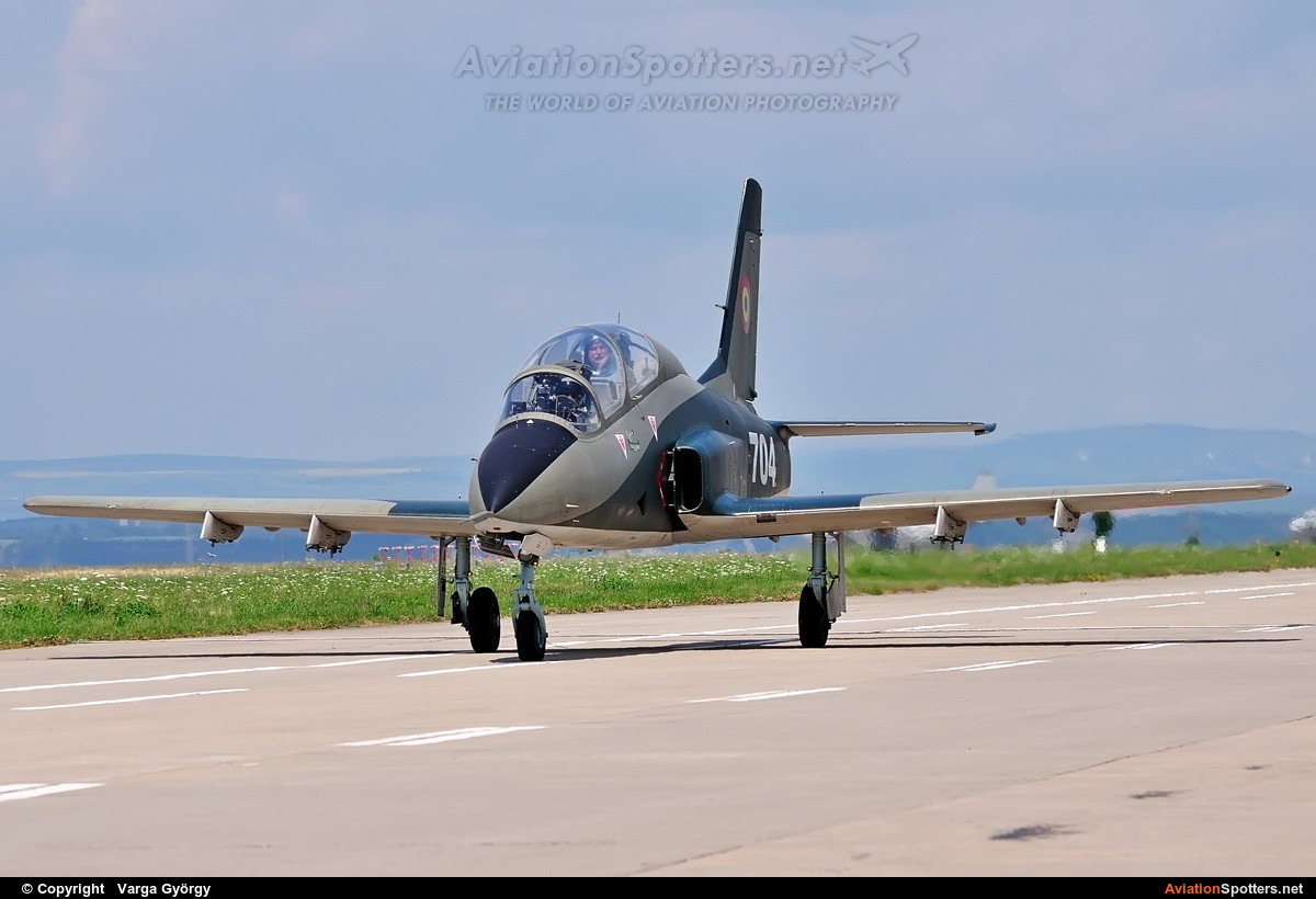 Romania - Air Force  -  99 Şoim  (704) By Varga György (vargagyuri)