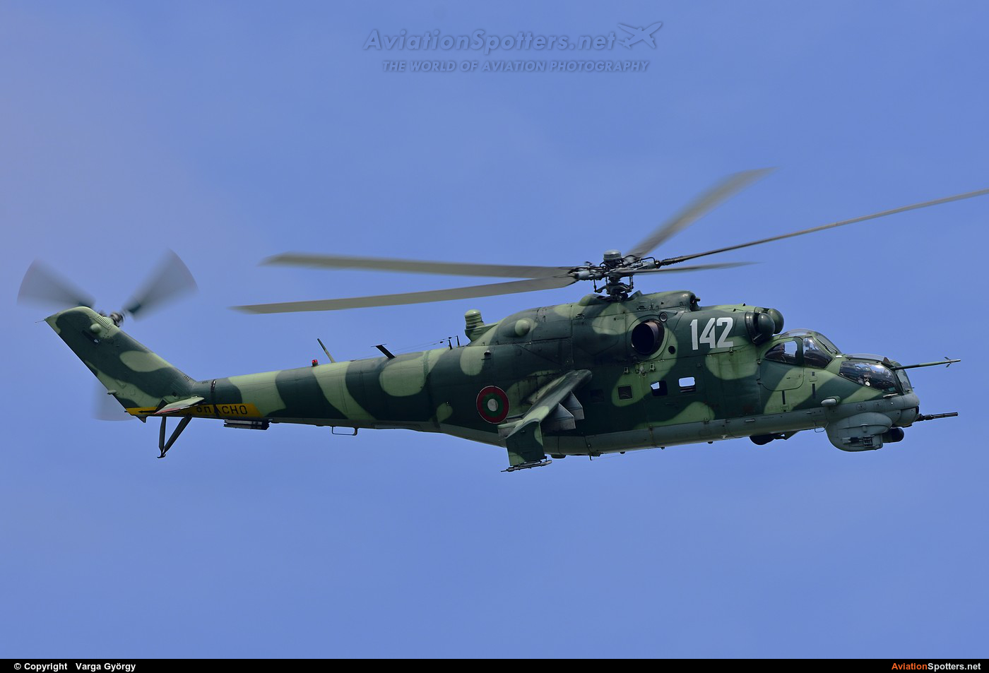 Bulgaria - Air Force  -  Mi-24V  (142) By Varga György (vargagyuri)