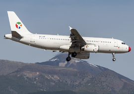 Airbus - A320-214 (OY-LHD) - Nano Rodriguez