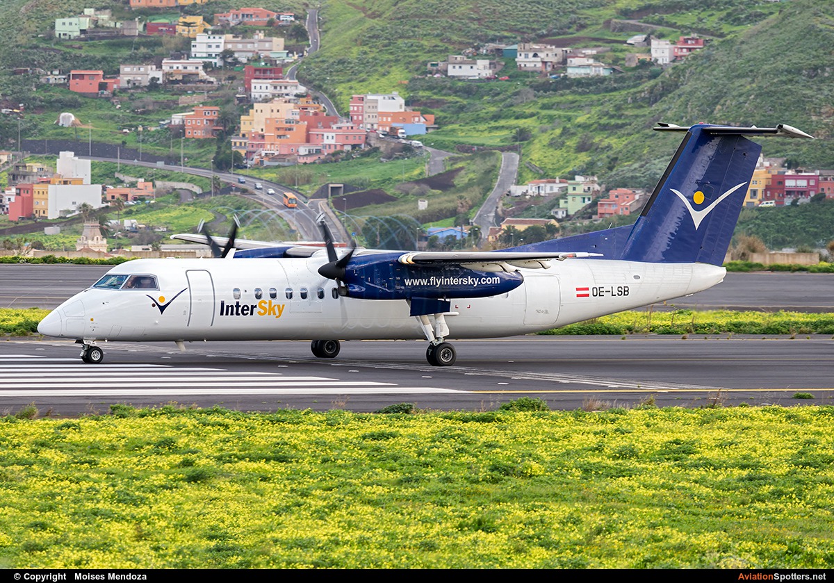 Intersky  -  DHC-8-300Q Dash 8  (OE-LSB) By Moises Mendoza (Moises Mendoza)