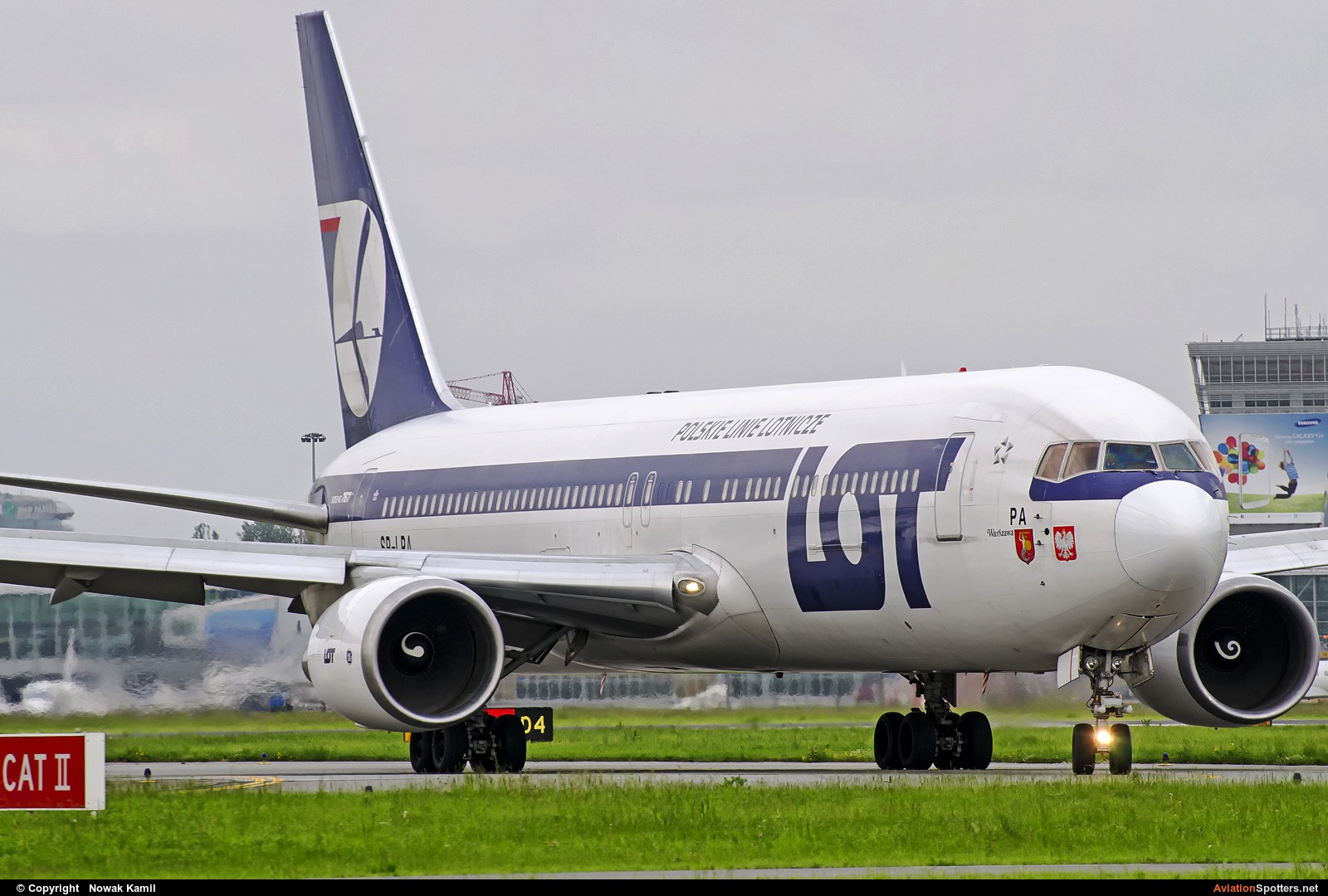 LOT - Polish Airlines  -  767-300ER  (SP-LPA) By Nowak Kamil (kretek)