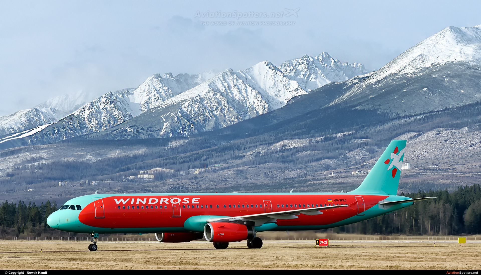 Windrose Air  -  A321-231  (UR-WRJ) By Nowak Kamil (kretek)
