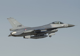General Dynamics - F-16AM Fighting Falcon (J-061) - big