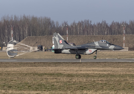 Mikoyan-Gurevich - MiG-29A (70) - big