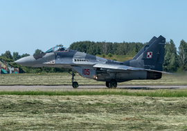 Mikoyan-Gurevich - MiG-29A (105) - big
