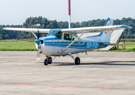 Cessna - 172 Skyhawk (all models except RG) (SP-TZI) - big