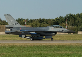 General Dynamics - F-16AM Fighting Falcon (J-871) - big