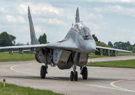Mikoyan-Gurevich - MiG-29UB (28) - big
