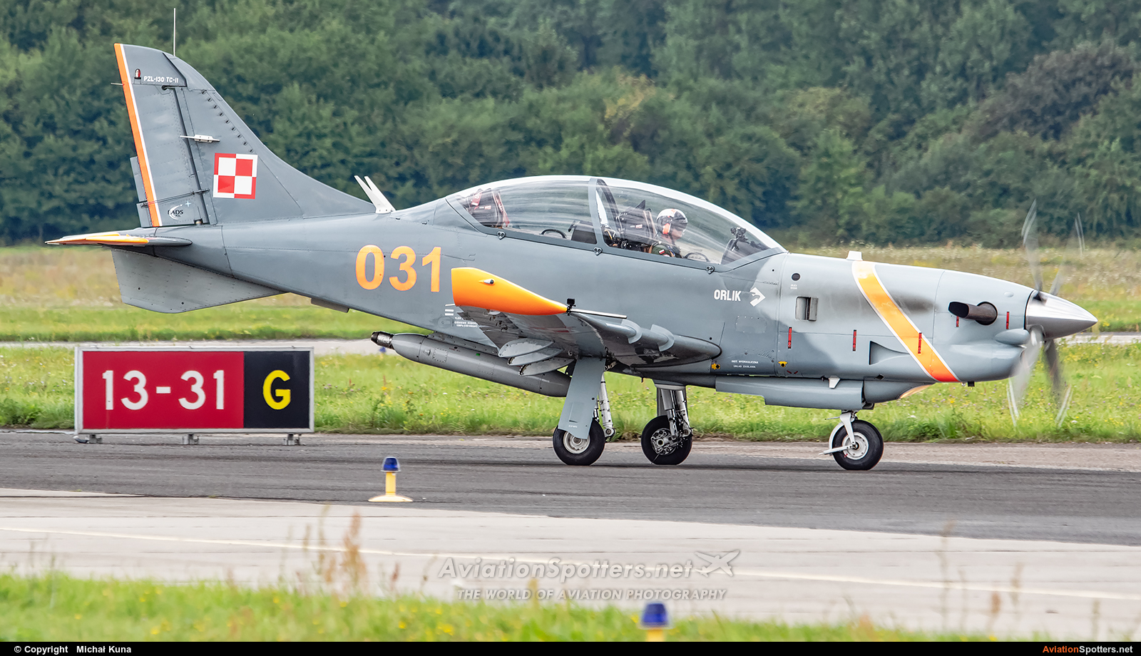 Poland - Air Force : Orlik Acrobatic Group  -  PZL-130 Orlik TC-1 - 2  (031) By Michał Kuna (big)