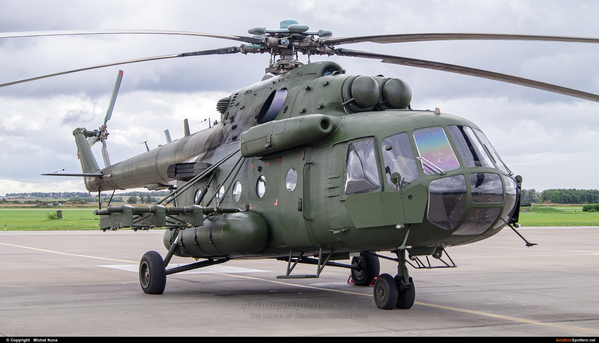   Mi-17-1V  (6110) By Michał Kuna (big)