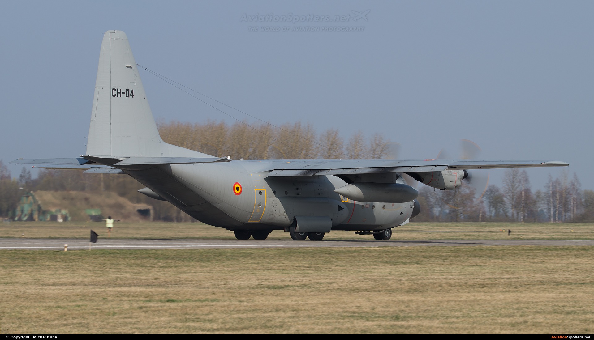 Belgium - Air Force  -  C-130H Hercules  (CH-04) By Michał Kuna (big)