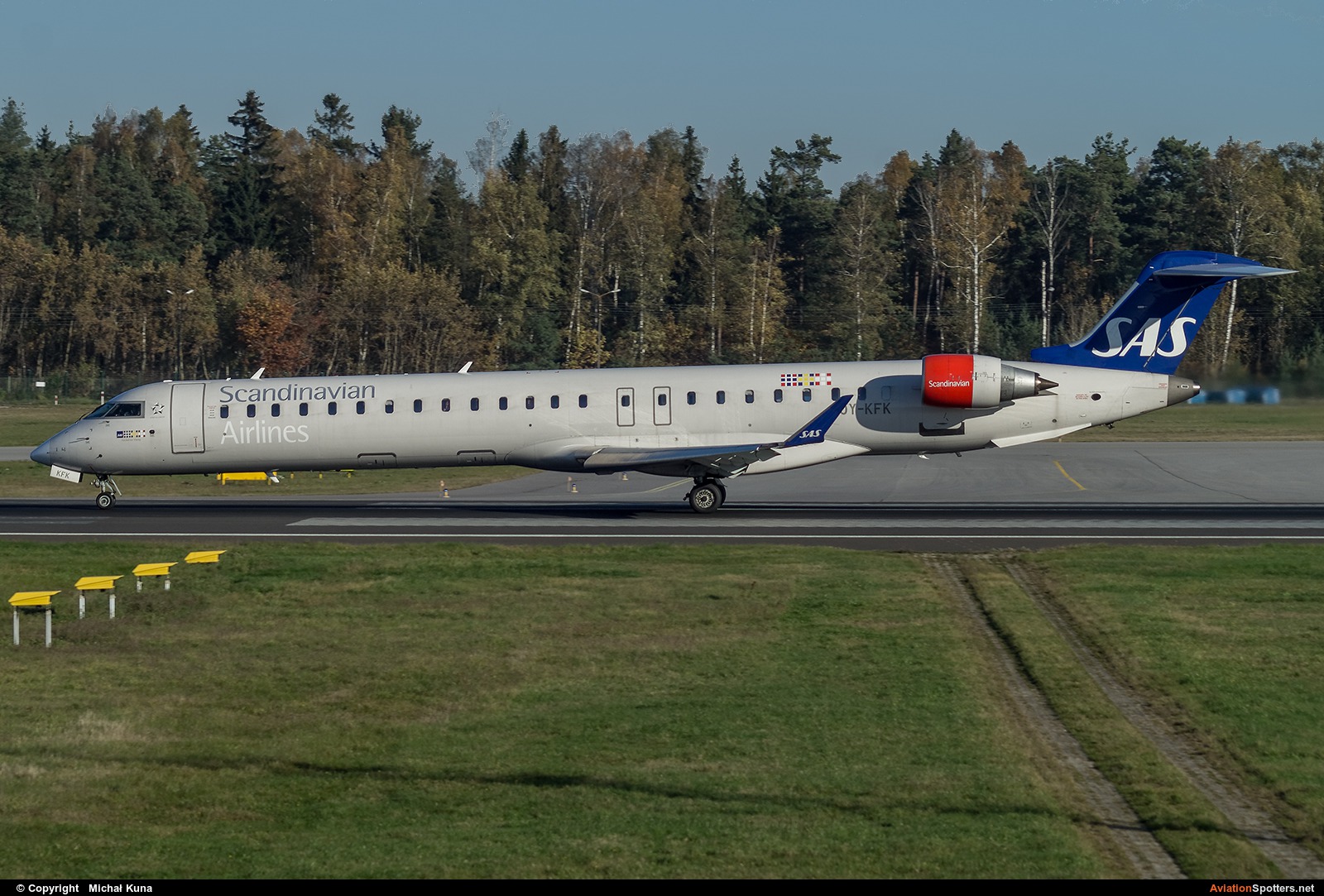 SAS - Scandinavian Airlines  -  CL-600 Regional Jet CRJ-900  (OY-KFK) By Michał Kuna (big)