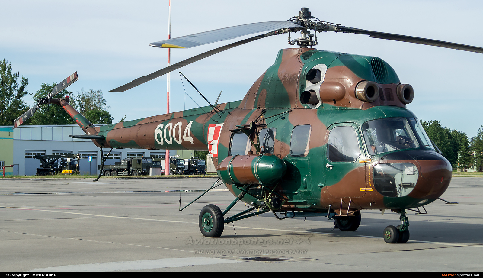 Poland - Army  -  Mi-2  (6004) By Michał Kuna (big)