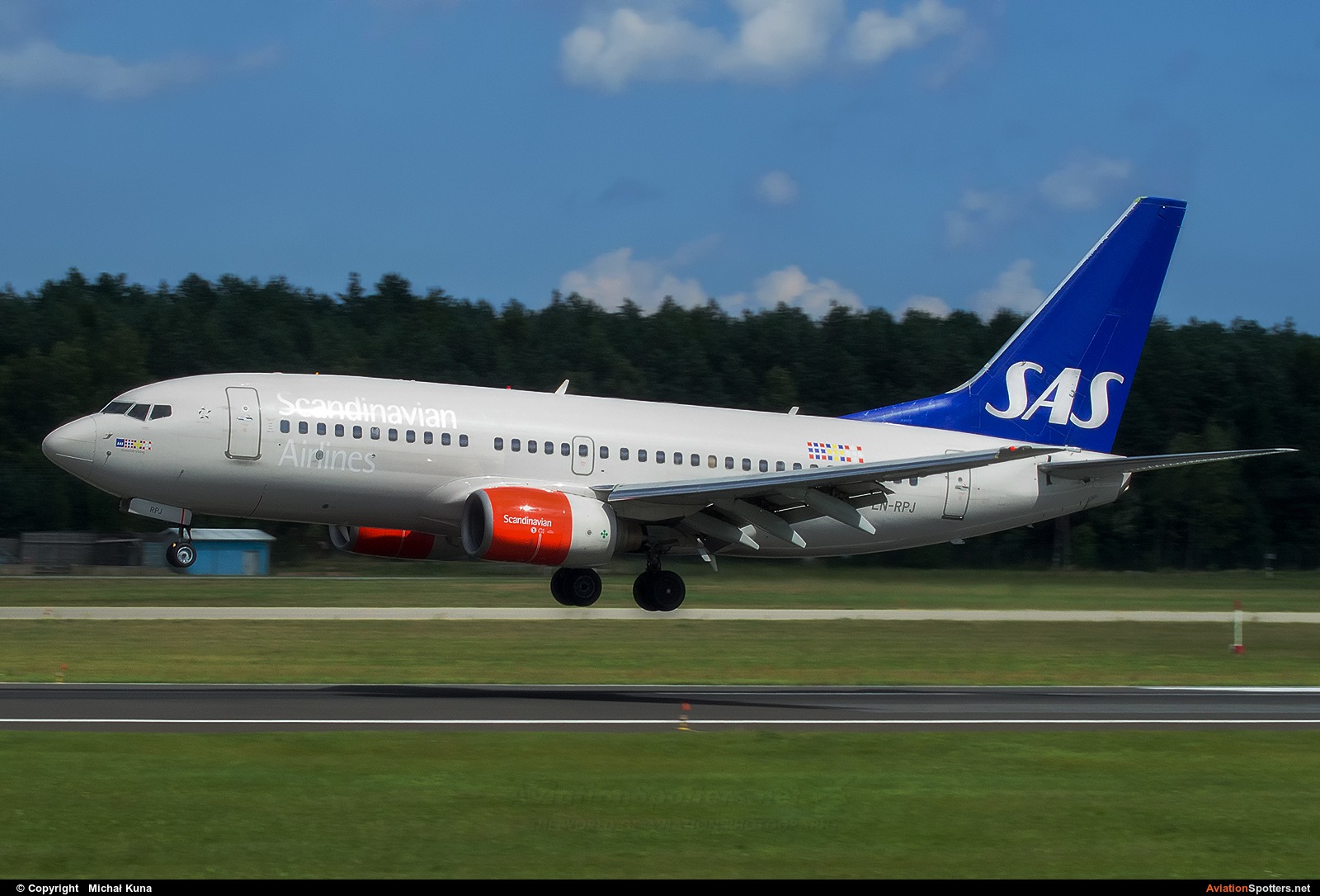 SAS - Scandinavian Airlines  -  737-700  (LN-RPJ) By Michał Kuna (big)
