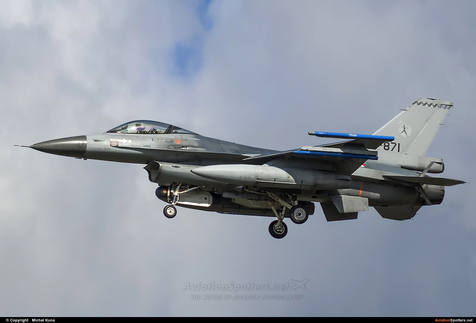 Netherlands - Air Force  -  F-16AM Fighting Falcon  (J-871) By Michał Kuna (big)
