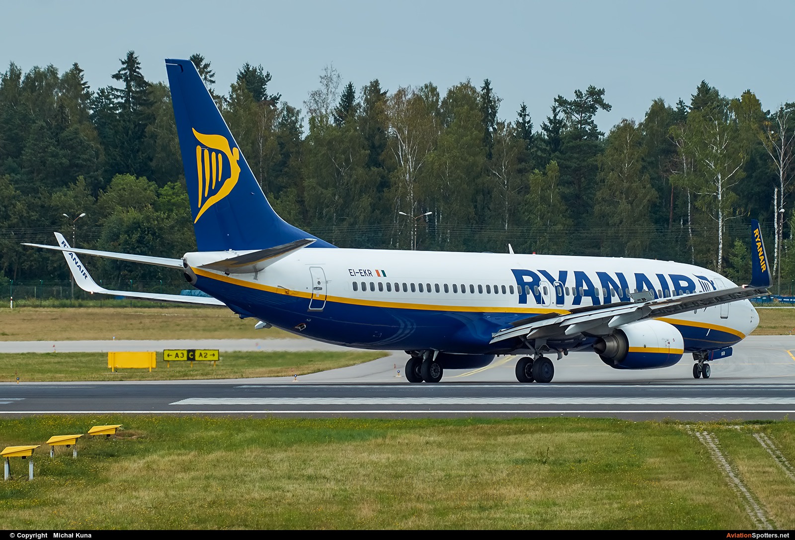 Ryanair  -  737-8AS  (EI-EKR) By Michał Kuna (big)