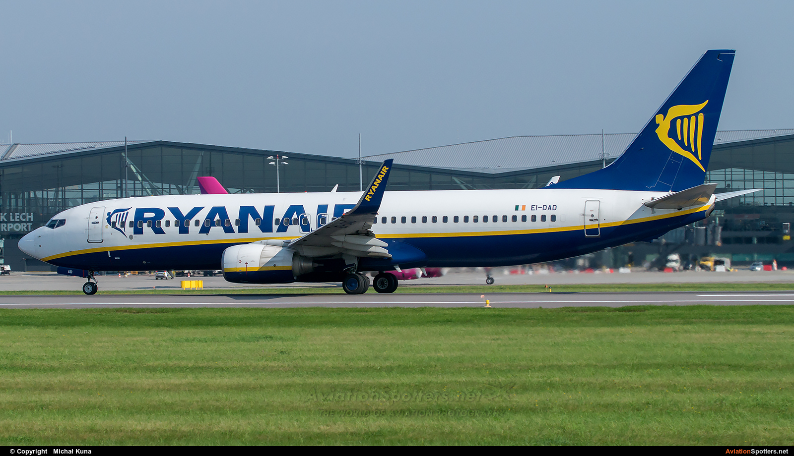 Ryanair  -  737-8AS  (EI-DAD) By Michał Kuna (big)