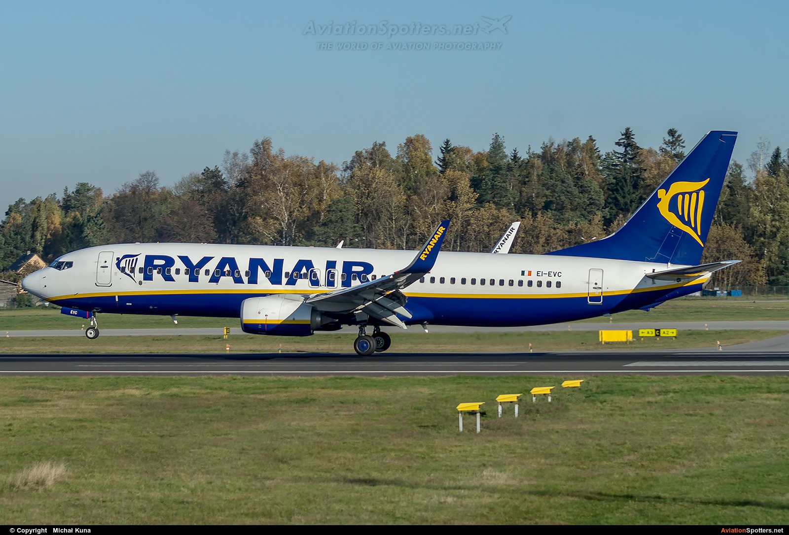 Ryanair  -  737-8AS  (EI-EVC) By Michał Kuna (big)