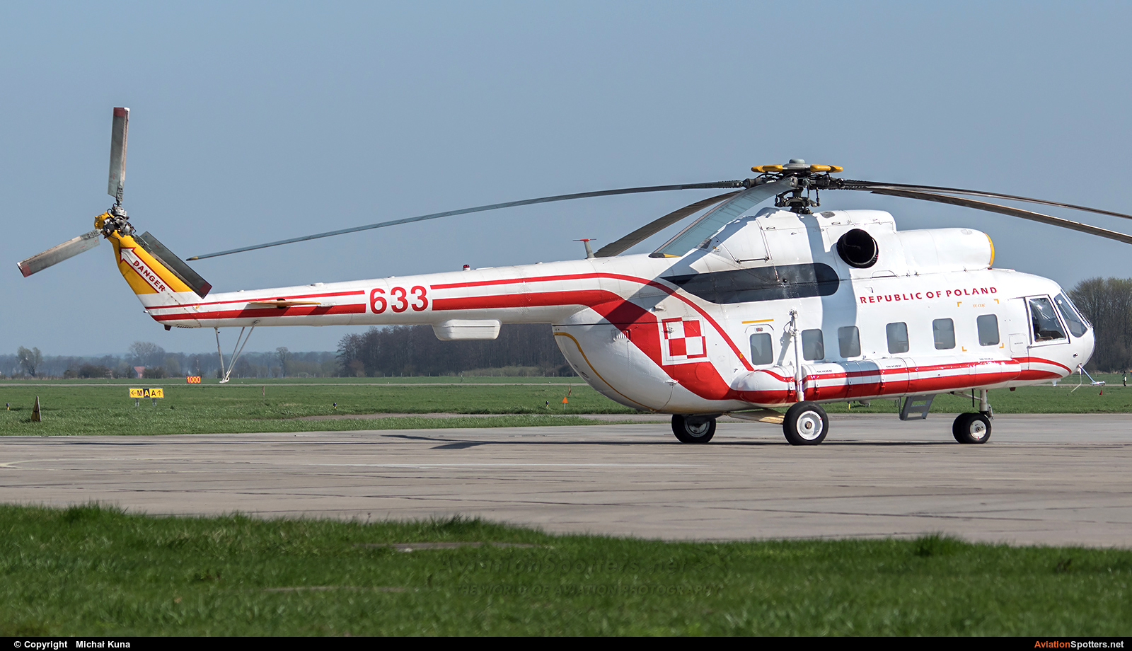 Poland - Air Force  -  Mi-8P  (633) By Michał Kuna (big)